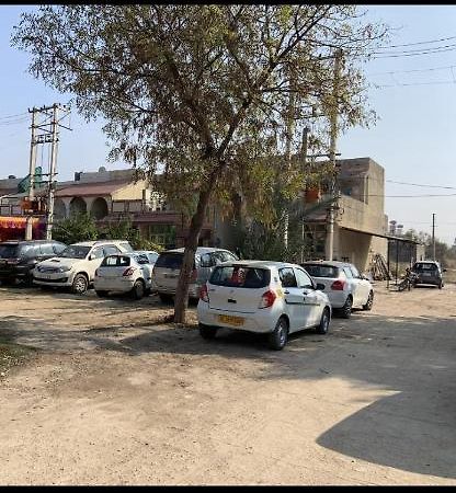 Mufis Homestay, Emerald Compound, New Palam Vihar-2 Gurgaon Exterior foto